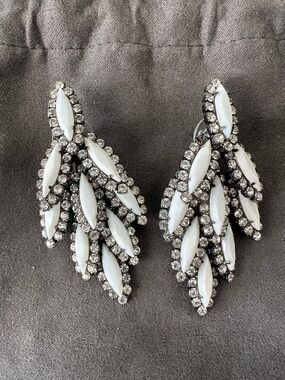 Elizabeth Cole Bacall White Drop Earrings
